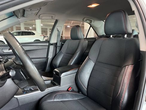 Used 2016 Toyota Camry SE FWD image 13