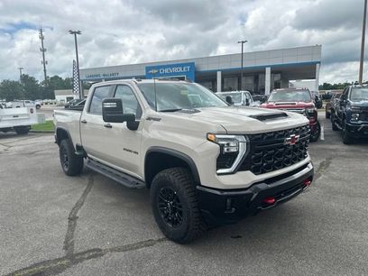 New 2026 Chevrolet Silverado 2500 ZR2 w/ LPO, Dark Essentials Package