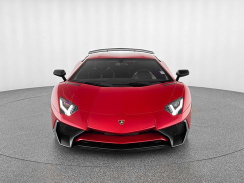 Used 2016 Lamborghini Aventador LP 750-4 Superveloce image 9