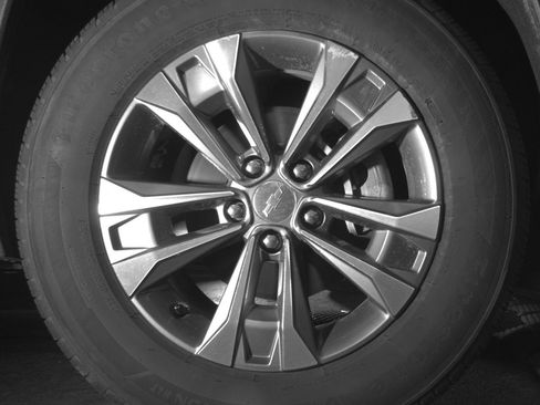 Used 2025 Chevrolet Equinox LT image 13