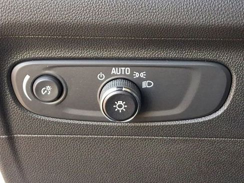 Used 2023 Buick Envision Preferred image 27