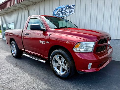 Used 2013 RAM 1500 Express RWD image 4