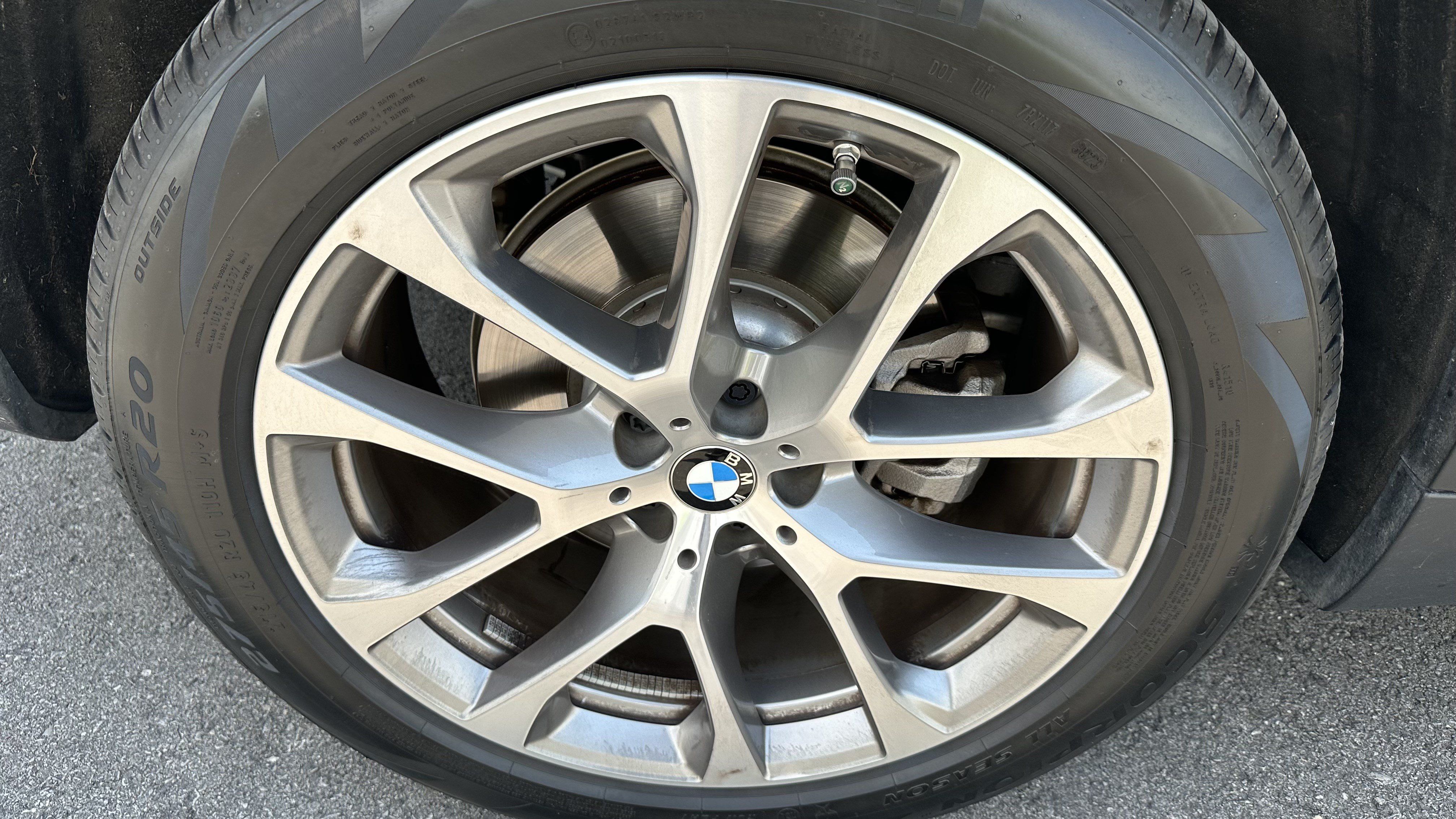 Certified 2024 BMW X5 xDrive40i w/ Premium Package AWD/4WD image 14
