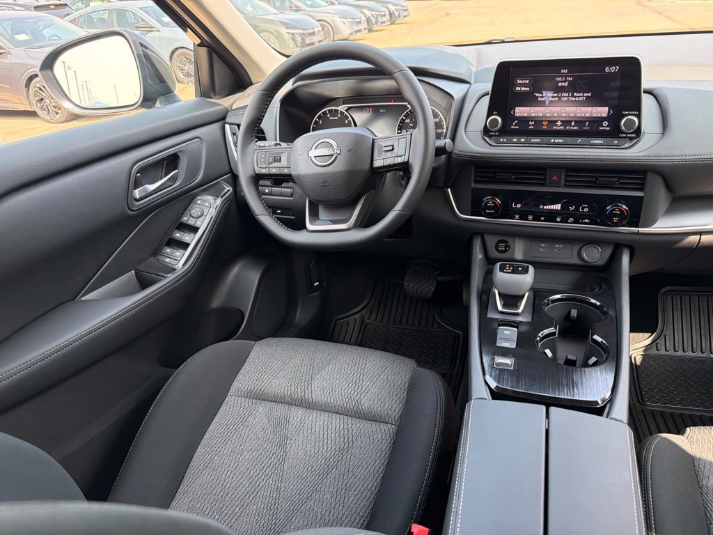 New 2026 Nissan Rogue SV FWD image 19
