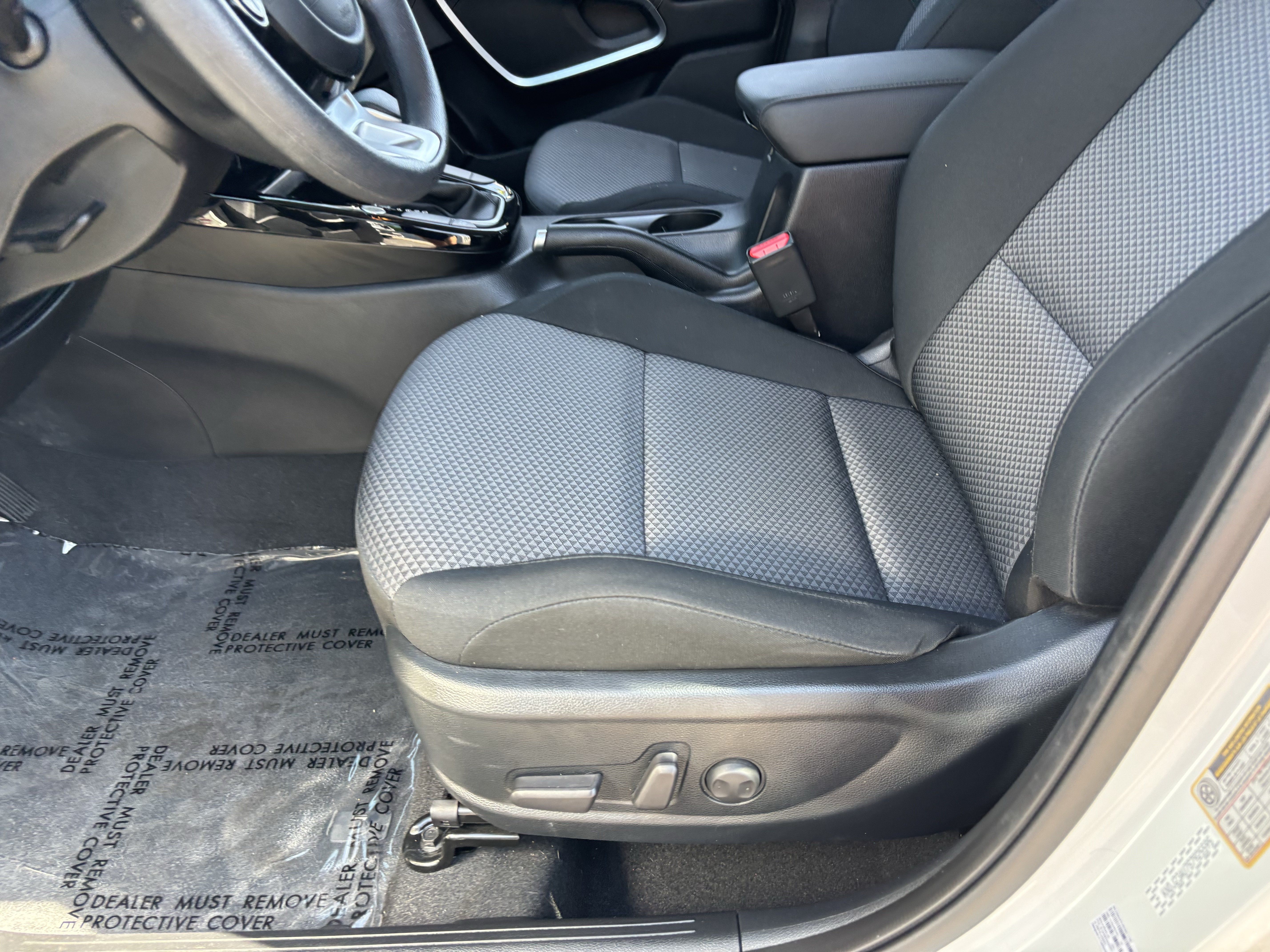Certified 2025 Kia Soul S FWD image 18
