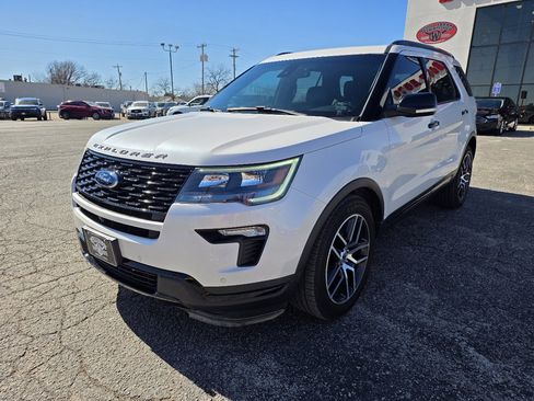 Used 2019 Ford Explorer Sport w/ Equipment Group 401A image 3