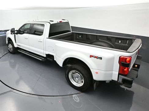Used 2026 Ford F450 Lariat w/ FX4 Off-Road Package AWD/4WD image 41