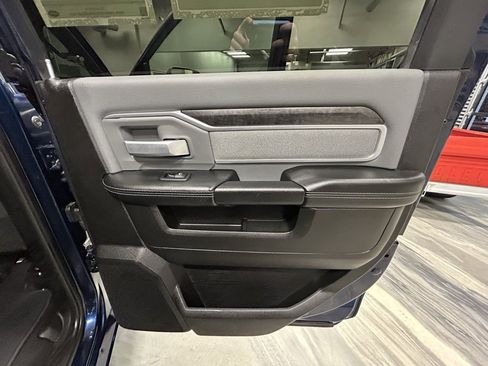 Used 2021 RAM 2500 Big Horn w/ Level 1 Equipment Group image 38