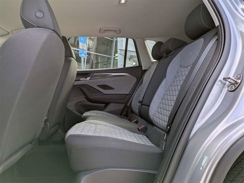 Certified 2025 Volkswagen Tiguan S w/ 18" Wheel Package image 16