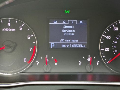 Used 2014 Kia Cadenza Premium FWD image 31