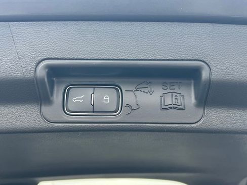 New 2026 Ford Explorer Active w/ Active Comfort Package image 6