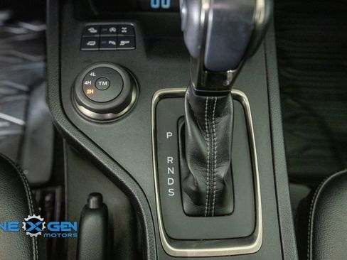 Used 2023 Ford Ranger Lariat w/ Tremor Off-Road Package AWD/4WD image 21