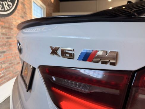 Used 2015 BMW X6 M image 6