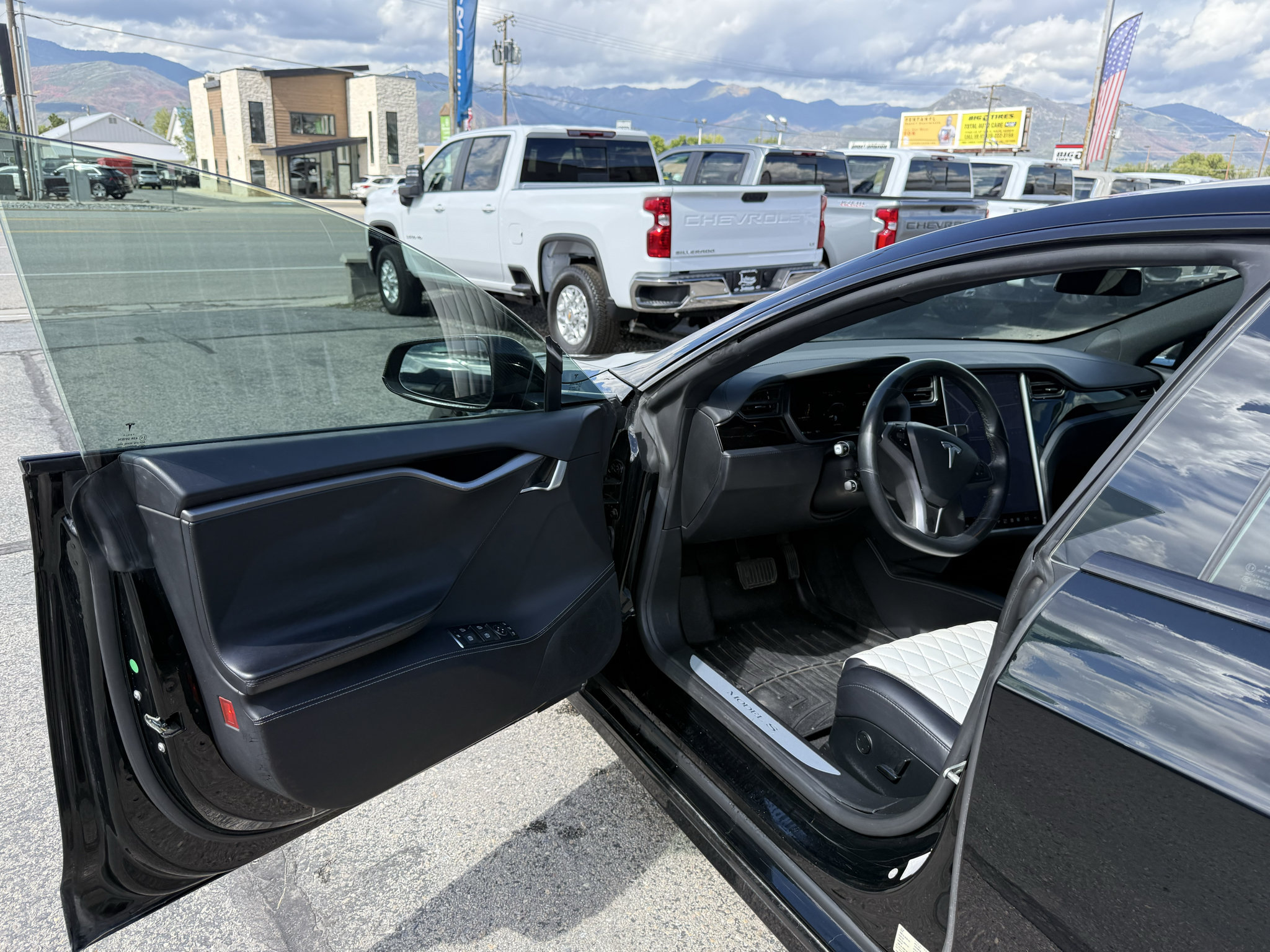 Used 2018 Tesla Model S 100D AWD/4WD image 12