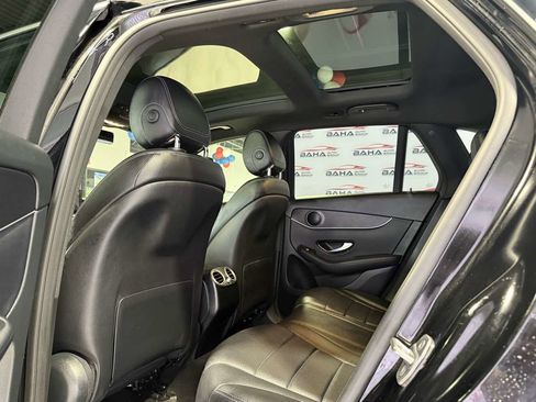 Used 2021 Mercedes-Benz GLC 300 4MATIC image 33