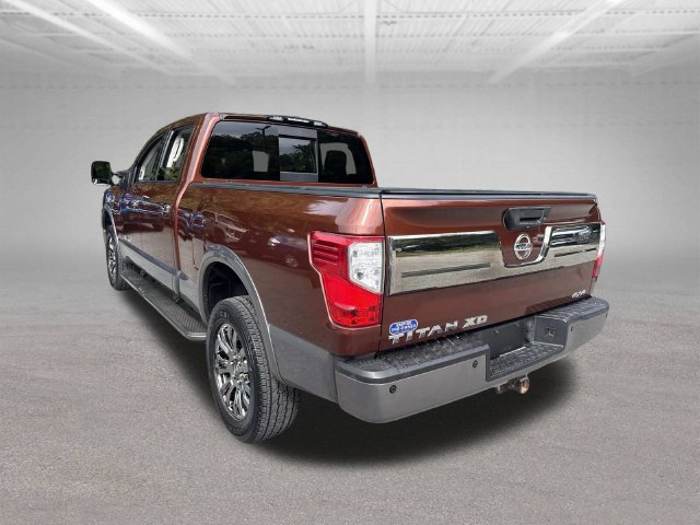 Used 2017 Nissan Titan Platinum Reserve AWD/4WD image 9