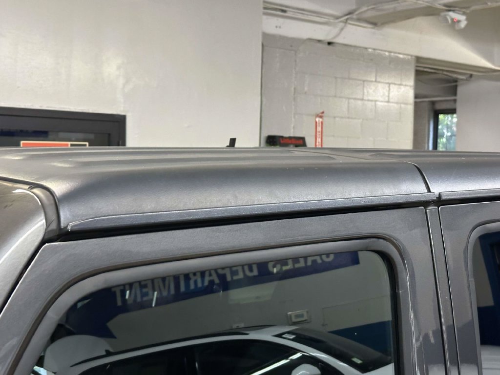 Used 2018 Jeep Wrangler Unlimited Sport S AWD/4WD image 29