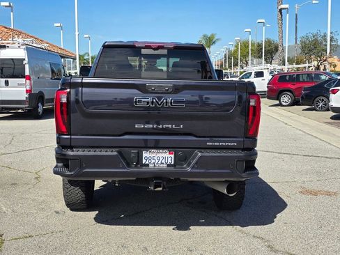Used 2024 GMC Sierra 2500 Denali w/ Denali Reserve Package image 7