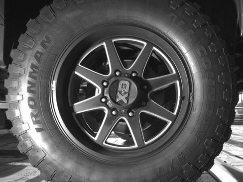 Used 2020 GMC Sierra 2500 Denali w/ Denali Ultimate Package AWD/4WD image 9