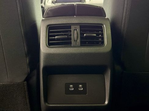 Used 2024 Nissan Rogue SV image 22