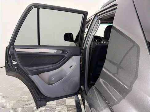 Used 2007 Toyota 4Runner Sport AWD/4WD image 12