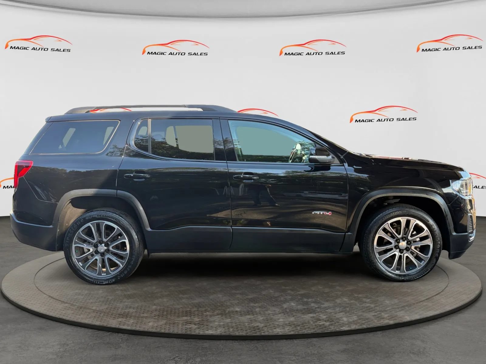 Used 2020 GMC Acadia AT4 w/ LPO, Floor Liner Package AWD/4WD image 6