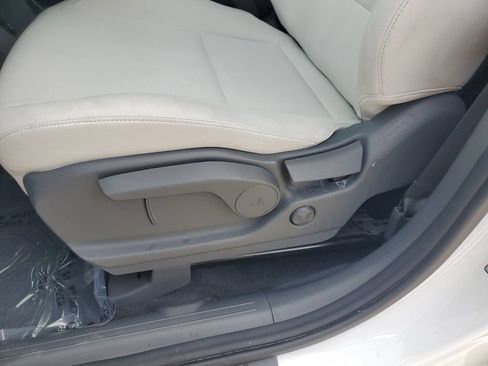 Used 2025 Hyundai Santa Fe SE FWD image 22
