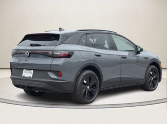 New 2026 Volkswagen ID.4 Pro S Plus AWD/4WD video 3