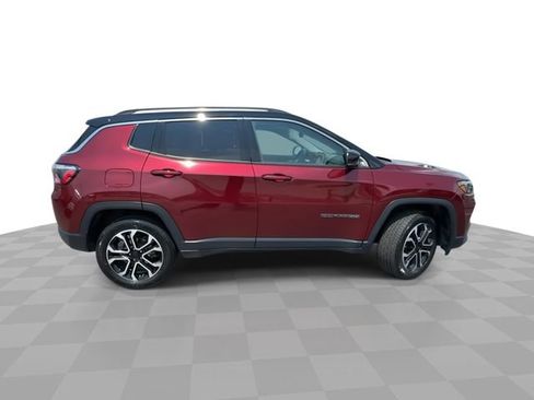 Used 2022 Jeep Compass Limited AWD/4WD image 9