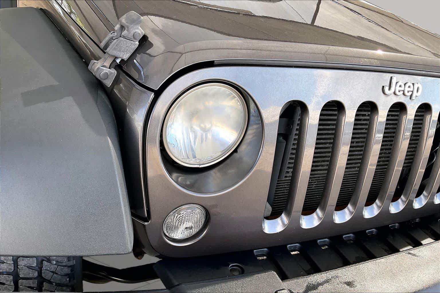 Used 2014 Jeep Wrangler Sport AWD/4WD image 27