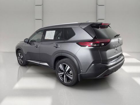 Used 2023 Nissan Rogue SL w/ SL Premium Package FWD image 7