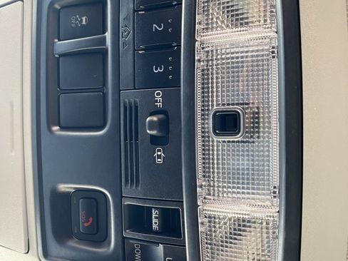 Used 2022 Toyota 4Runner SR5 Premium image 43