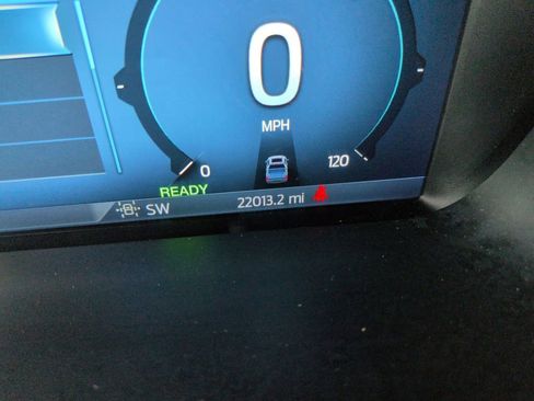 Used 2025 Ford F150 XLT w/ Equipment Group 301A Standard AWD/4WD image 16