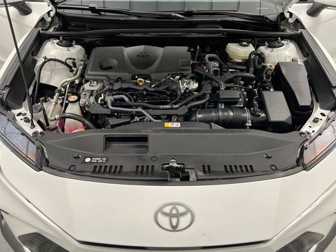 Used 2025 Toyota Camry SE image 61