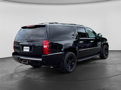 Used 2013 Chevrolet Suburban LTZ AWD/4WD image 10