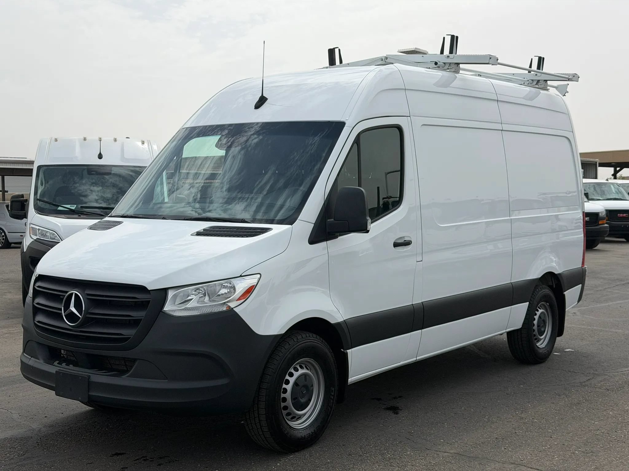 Used 2024 Mercedes-Benz Sprinter 2500 w/ Acoustic Package image 1