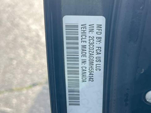 Used 2021 Dodge Challenger SXT w/ Blacktop Package image 31