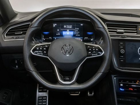 Used 2024 Volkswagen Tiguan SE R-Line w/ MDO Package, Three-Row image 14