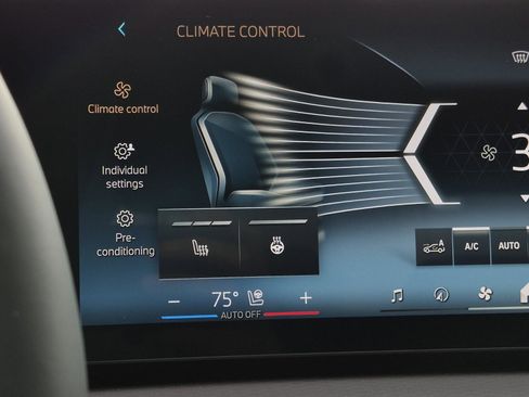 New 2026 BMW 330i xDrive 330i xDrive w/ M Sport Package image 21