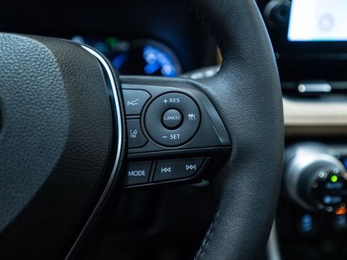 Certified 2024 Toyota RAV4 XLE Premium image 20