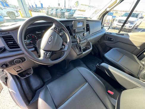 Used 2024 Ford Transit 250 148 Medium Roof image 9