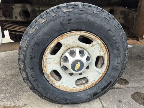 Used 2012 Chevrolet Silverado 2500 W/T image 11