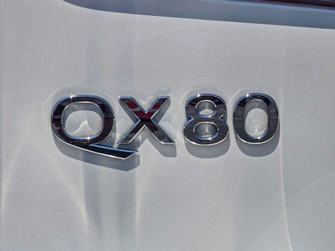 Certified 2023 INFINITI QX80 Premium Select w/ All-Season Package AWD/4WD image 7