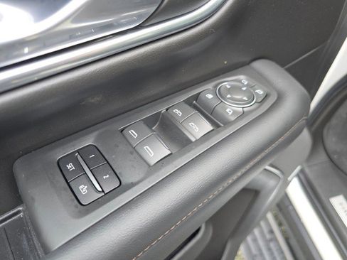 Used 2021 Chevrolet Tahoe High Country image 27