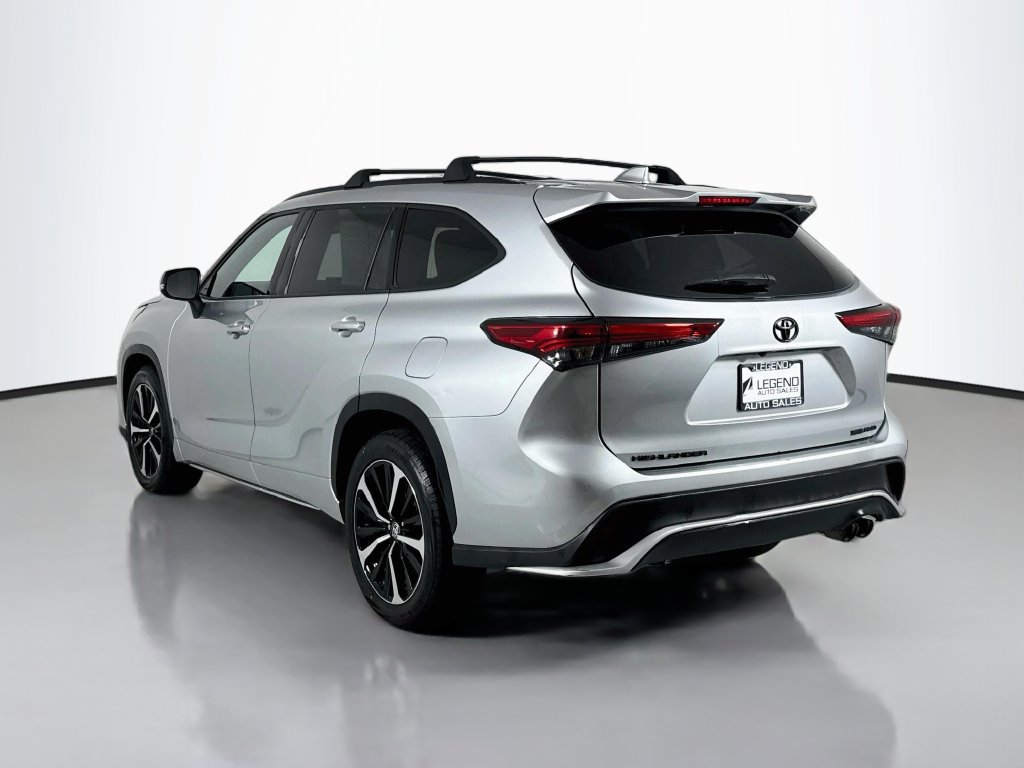 Used 2021 Toyota Highlander XSE AWD/4WD image 8
