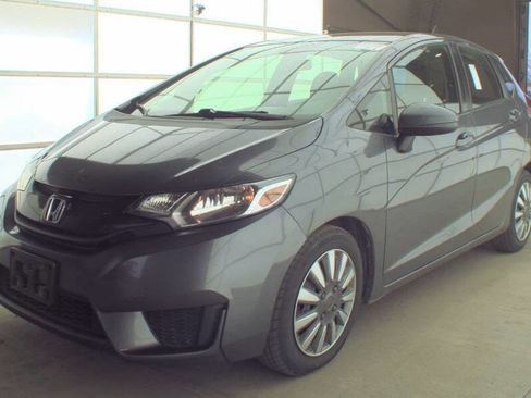 Used 2017 Honda Fit LX image 2