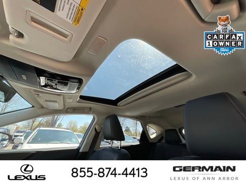 Used 2025 Lexus NX 350h AWD w/ Luxury Package image 21