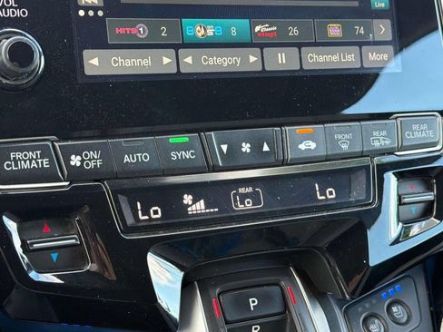 Used 2018 Honda Odyssey Elite image 19