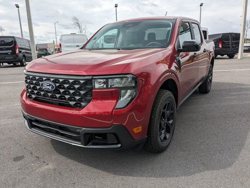 New 2025 Ford Maverick XLT w/ XLT Luxury Package image 8