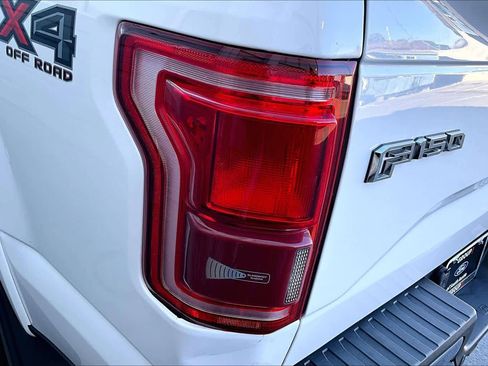 Used 2017 Ford F150 Lariat image 28